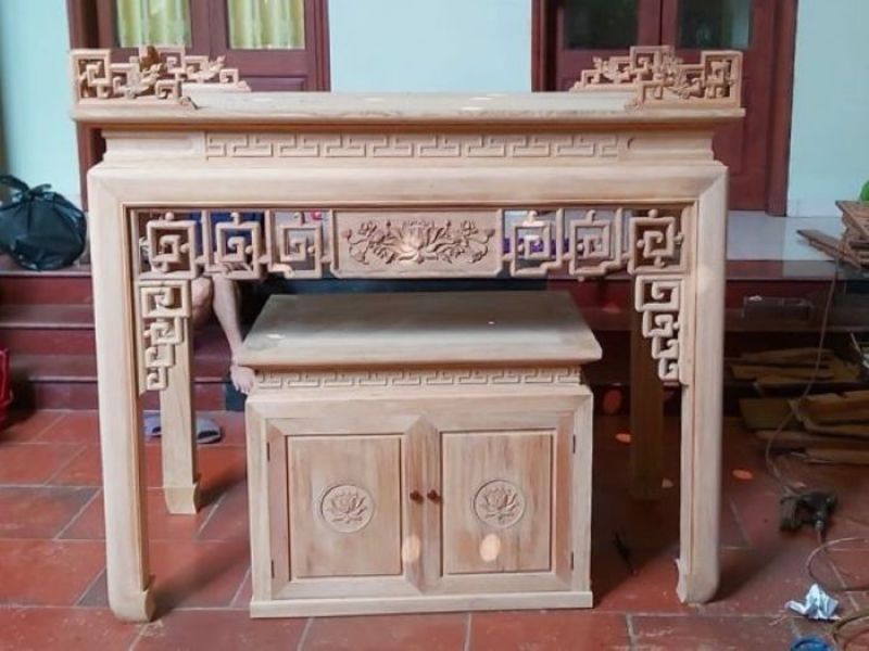 Bàn thờ được sản xuất ở xưởng lớn với máy móc hiện đại
