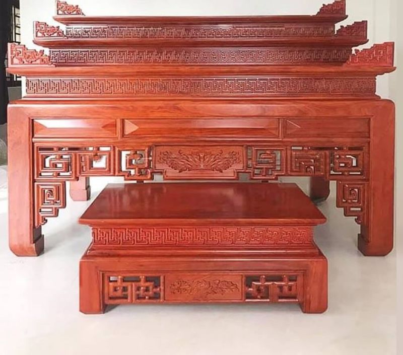 Đa số các mẫu bàn thờ gỗ hương đều có chi phí cao