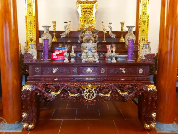 Bàn thờ tổ tiên BT009